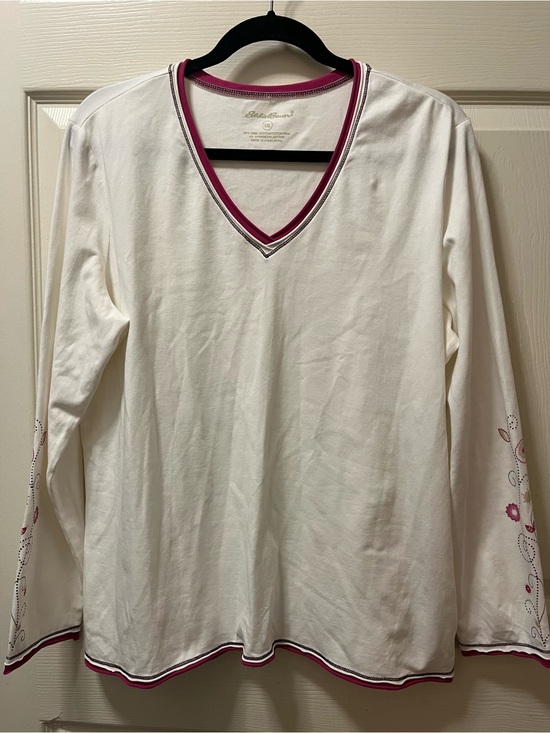 Eddie Bauer Tops - Eddie Bauer Women XXL White Pima Cotton V Neck Long Sleeve Floral Embroidered To